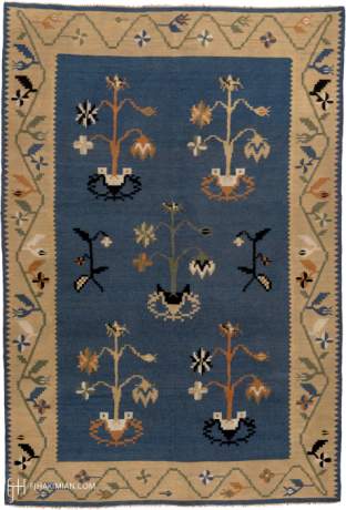 Bessarabian Carpet, USSR, circa 1940, 9'6" x 6'6", ref 02349