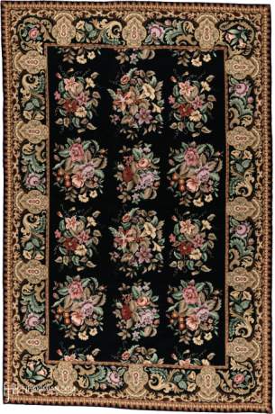 Needlepoint carpet, China, circa 1990, 9'3" x 6'1", ref 02413
