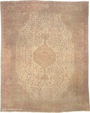 Borlou carpet, Turkey, circa 1910, 13'2" x 10'3", ref 04110