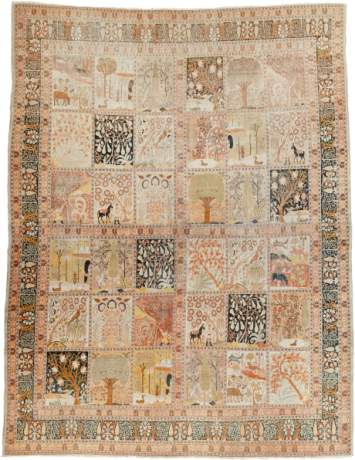 Tabriz carpet, Persia, circa 1890, 14'2" x 11'0", ref 07150