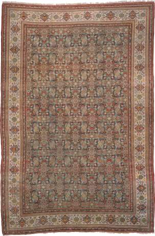 Agra carpet, India, circa 1880, 15'6" x 10'5", ref 09040