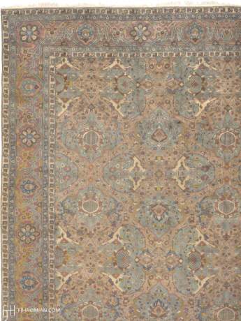 Indo-Persian carpet, India, circa 1900, 29'9" x 15'4", ref 09079