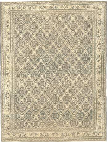 Agra carpet, India, circa 1890, 17'3" x 12'11", ref 09092