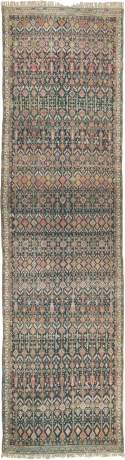 Agra carpet, India, circa 1890, 19'2" x 5'3", ref 12067