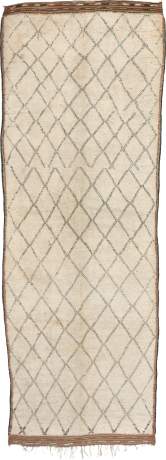 Berber carpet, Morocco, Mid 20th Century, 17'3" x 6'2", ref 15058