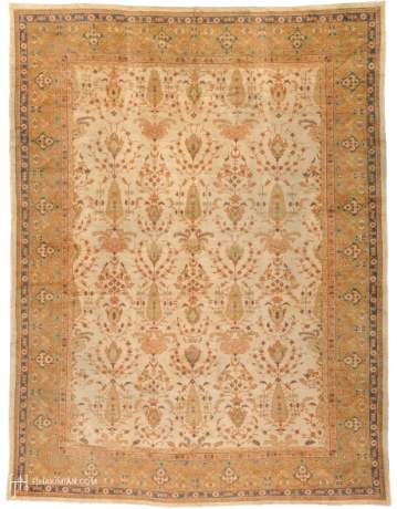 Oushak carpet, Turkey, circa 1900, 16'9" x 12'7", ref 04134